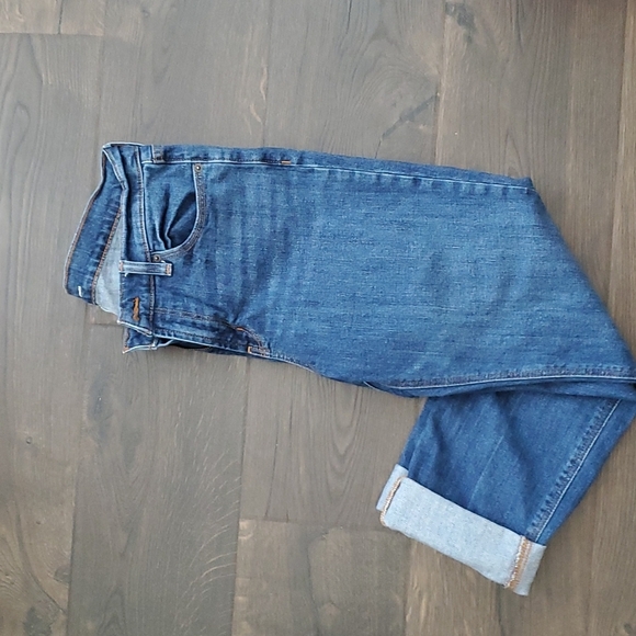 Old Navy Boyfriend Jean - Picture 2 of 4